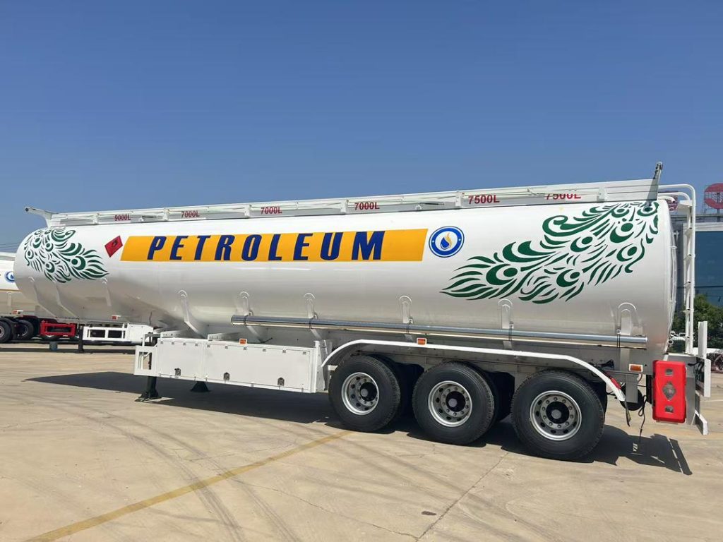 ALLUMINIUM FUEL TANKER 46,000 LTRS