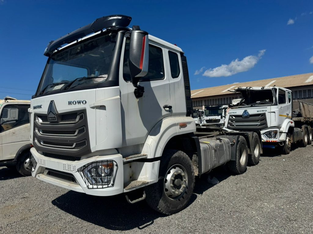 HOWO TRACTOR HEAD TANZANIA